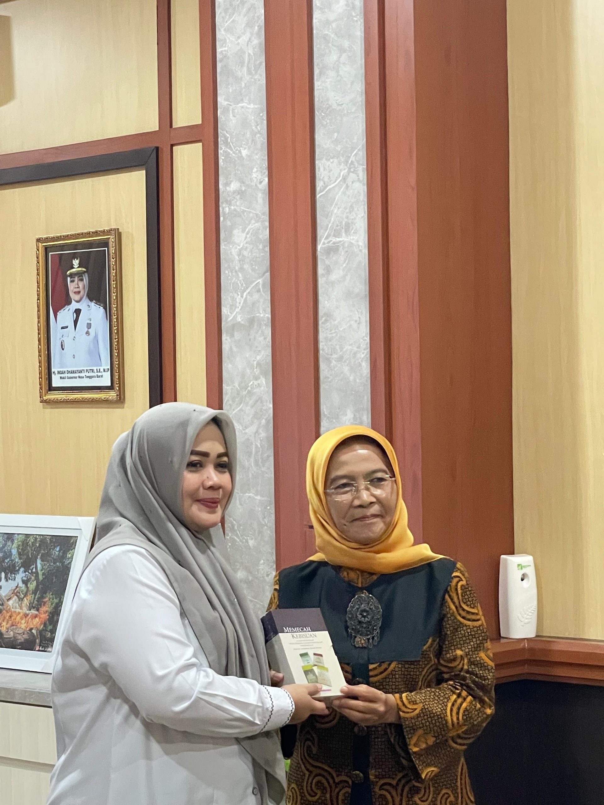Wagub NTB saat menerima kunjungan komnas perempuan