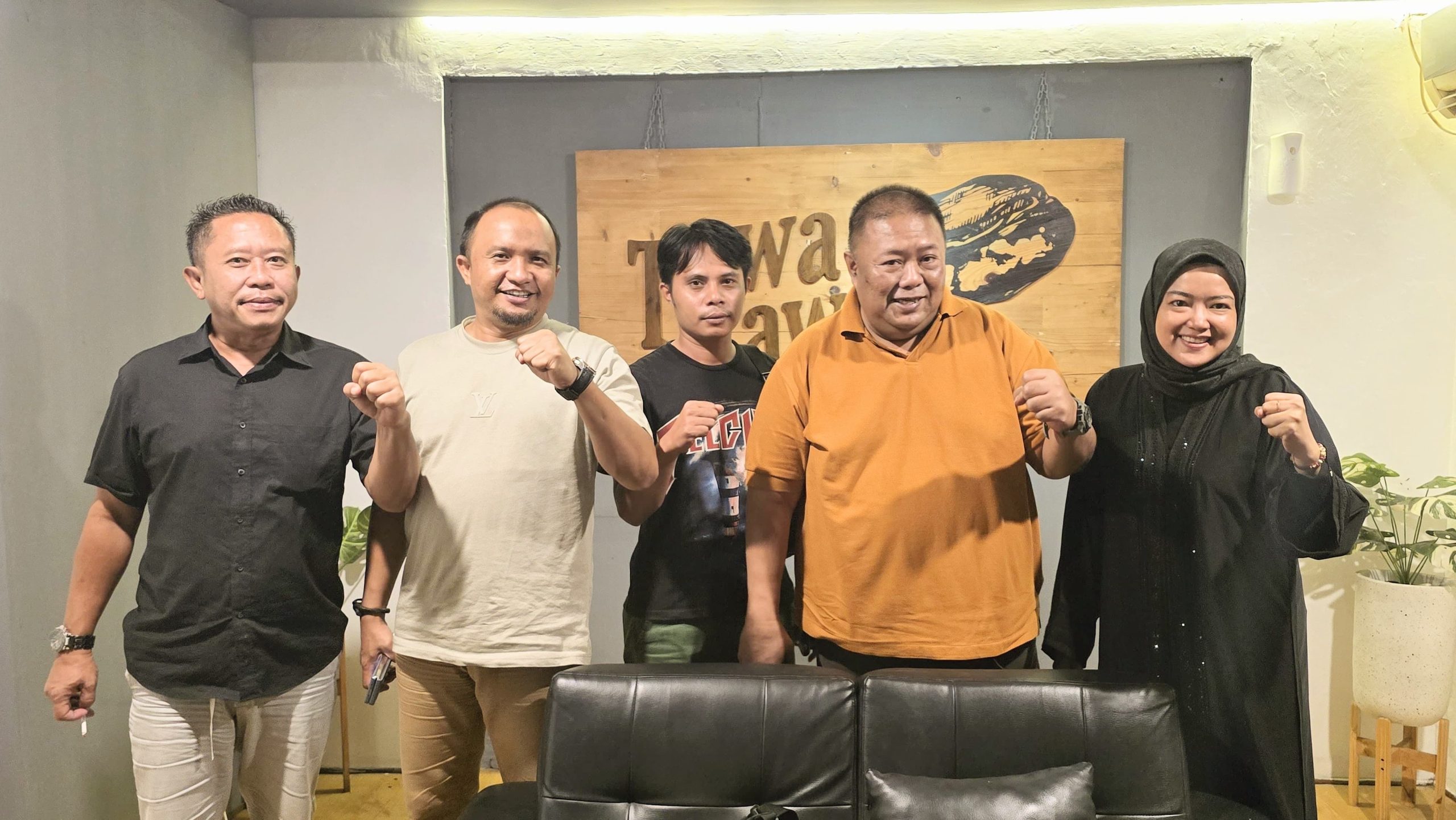 Mimbar Bebas 100 Hari Iqbal-Dinda, Panggung Rakyat Bersuara