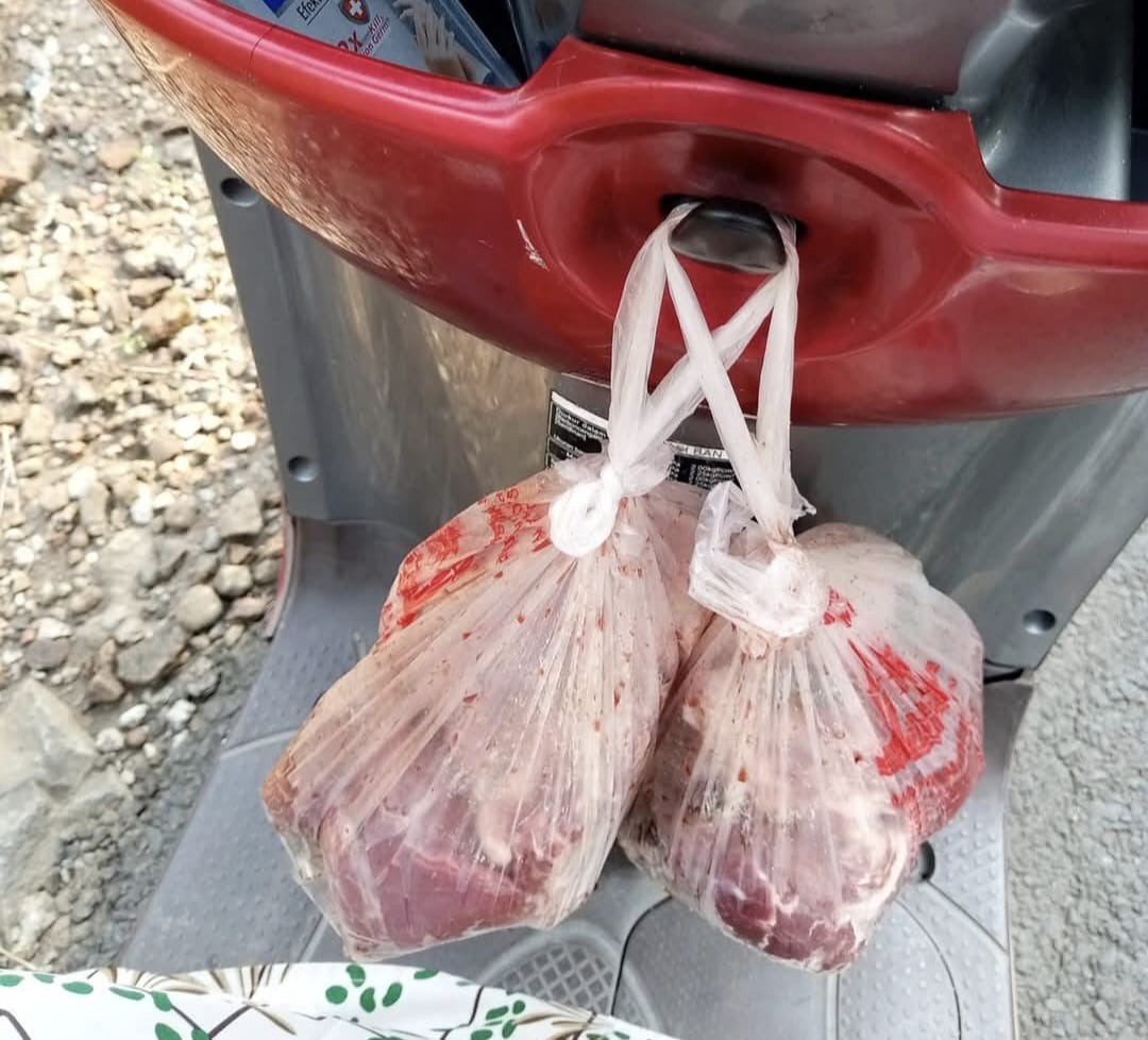 Ilustrasi daging kurban dibungkus plastik