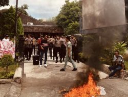 Masyarakat NTB Tak Akan Berhenti Gelar Unjuk Rasa Sampai KPK Panggil Senator MRF dan MMF Terkait Dugaan Suap