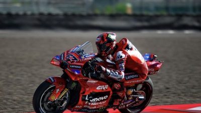 Bagnaia Tersungkur ke P14, Ducati Tetap Rayakan Gelar Tim Terbaik 2025