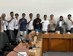DPRD NTB Sarankan Aliansi Honorer 518 Audiensi dengan Gubernur, Akui Tak Punya Kewenangan Ambil Kebijakan