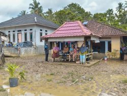 Banjir Terjang Lombok Barat dan Lombok Tengah, Dinsos NTB Salurkan Bantuan Darurat
