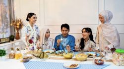 Buka Puasa Sehat Tanpa Balas Dendam: Ini Panduan Menu Ideal Agar Tubuh Tetap Fit
