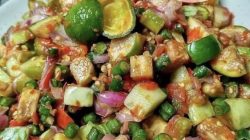 Rahasia Lezat dan Sehat Beberok Khas Lombok: Segar, Pedas, dan Bikin Nagih!