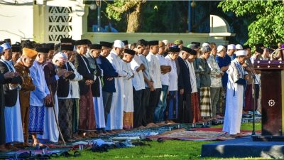 Idul Adha di Lapangan Bumi Gora NTB, Serukan Keikhlasan dan Kepedulian Sosial