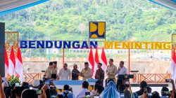 Presiden Prabowo Resmikan Bendungan Meninting, Air Harus Sampai kepada Petani