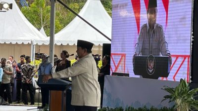 Prabowo Resmikan Bendungan Meninting, Ajak Seluruh Pemimpin Bersatu dan Berantas Korupsi