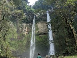 Air Terjun Tiu Bombong, Surga Tersembunyi di Sambik Bangkol yang Menantang Pecinta Petualangan