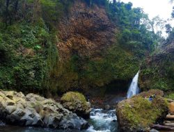 Tiu Saong, Air Terjun Eksotis di Kaki Rinjani yang Jadi Hidden Gem Lombok Utara