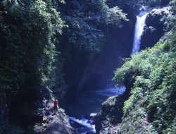 Waterfall Tiu Frendo, Surga Tersembunyi di Jalur Selelos Lombok Utara yang Masih Alami